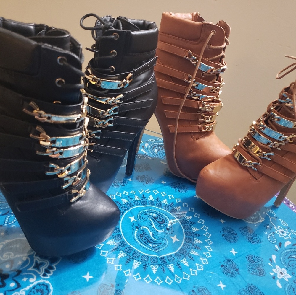 Booties - Picture 3 of 4